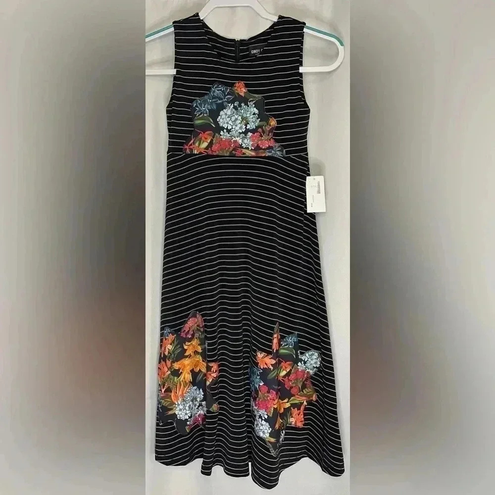 Cindy Couture sleeveless a-line‎ maxi dress